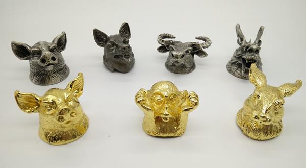 animal design perfume cap